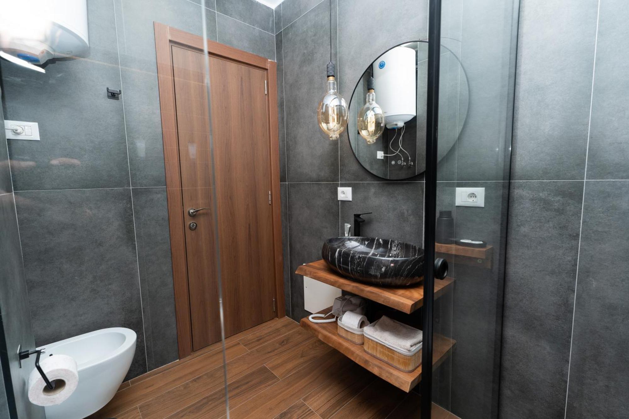 Tirana Herin Apartments Экстерьер фото